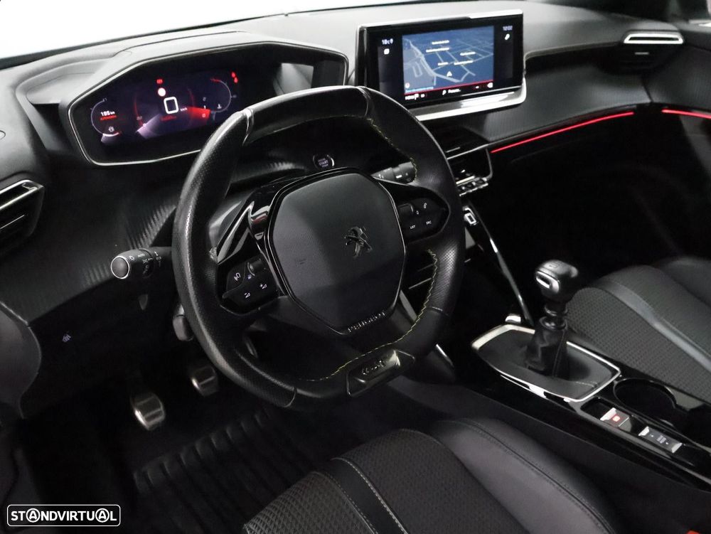 Peugeot 2008 1.5 BlueHDi GT - 13