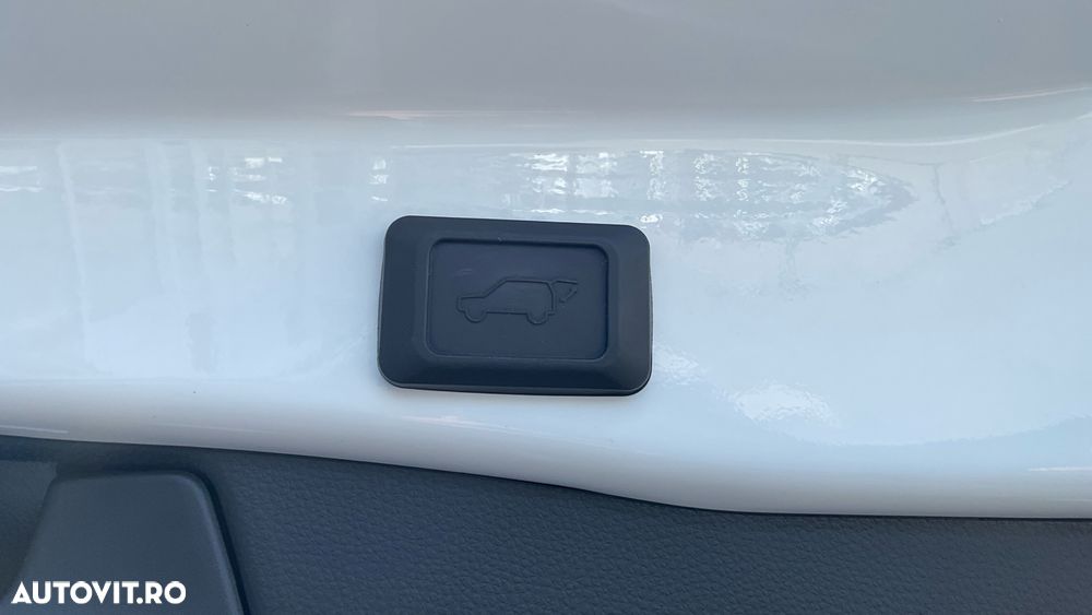 Toyota RAV4 2.0P CVT AWD Luxury - 40