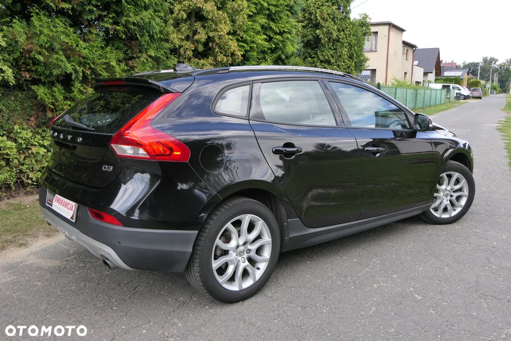Volvo V40 Cross Country D3 Geartronic Momentum - 9