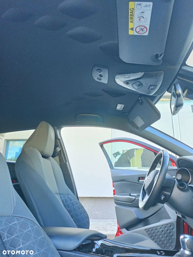 Toyota C-HR - 29
