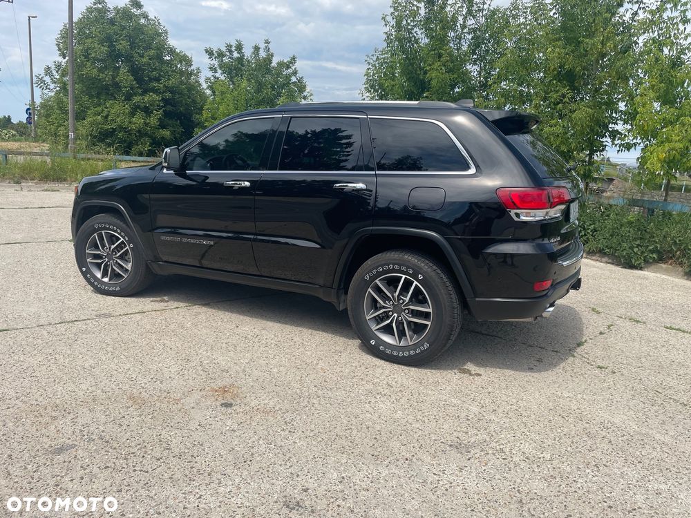 Jeep Grand Cherokee - 9