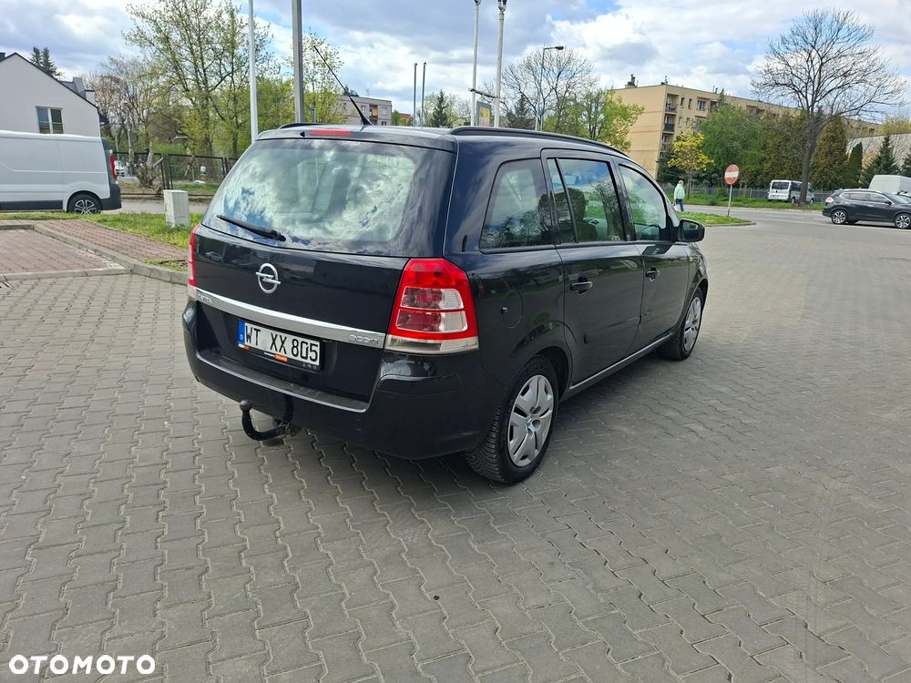 Opel Zafira - 9