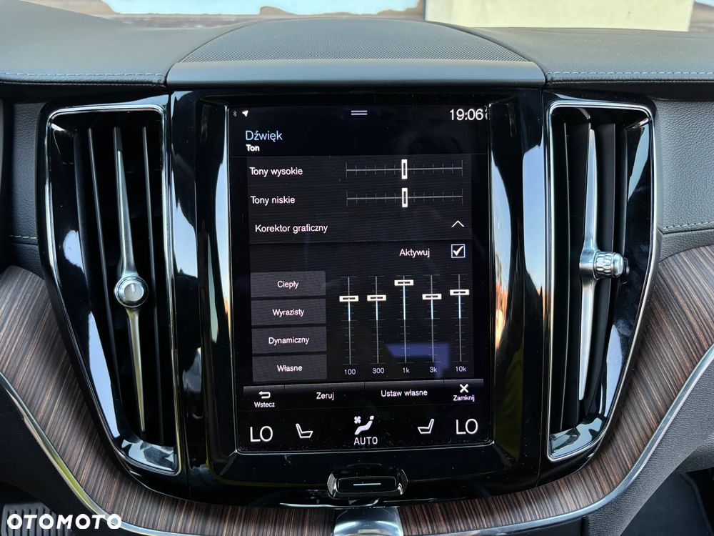 Volvo XC 60 B4 D Inscription - 27