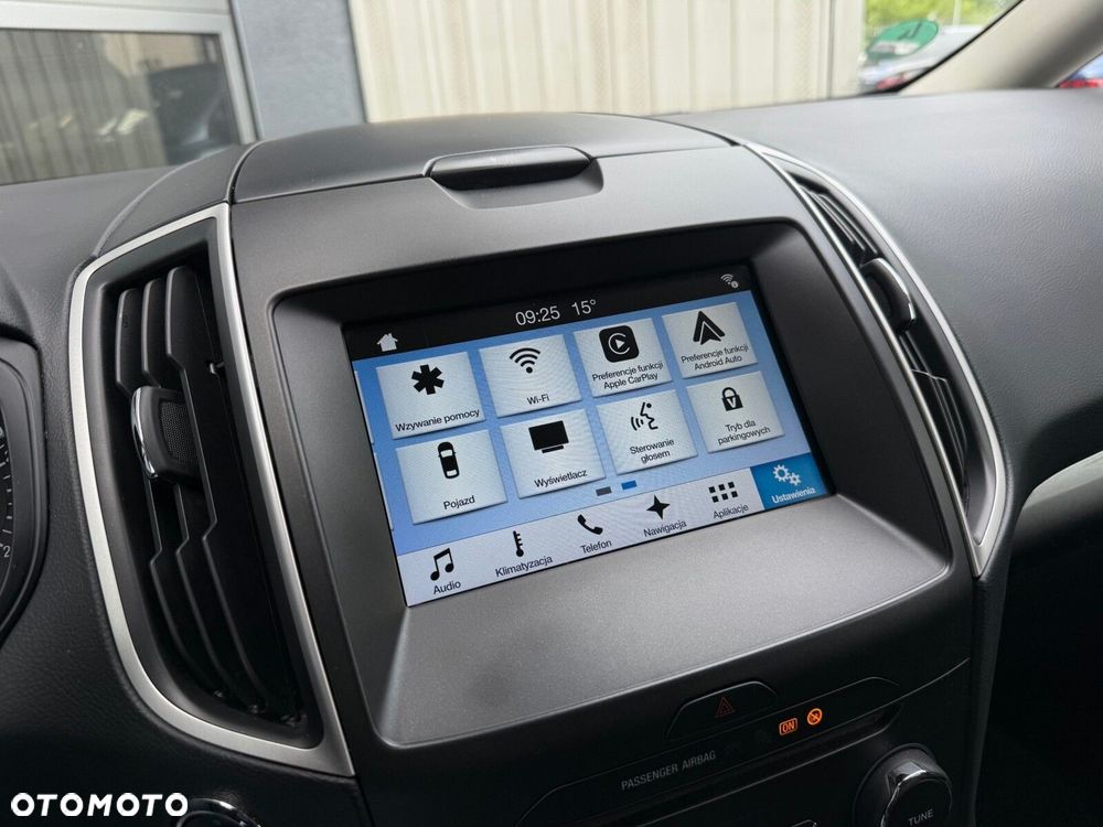 Ford Galaxy - 23