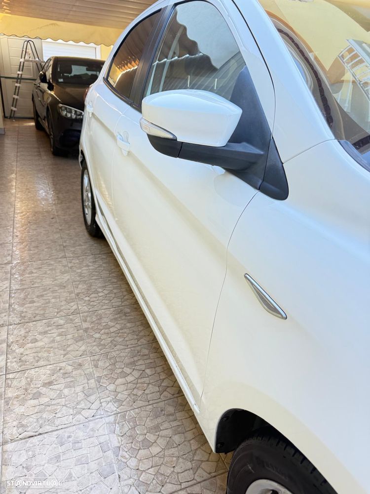Ford KA+ 1.2 Ti-VCT Ultimate - 3