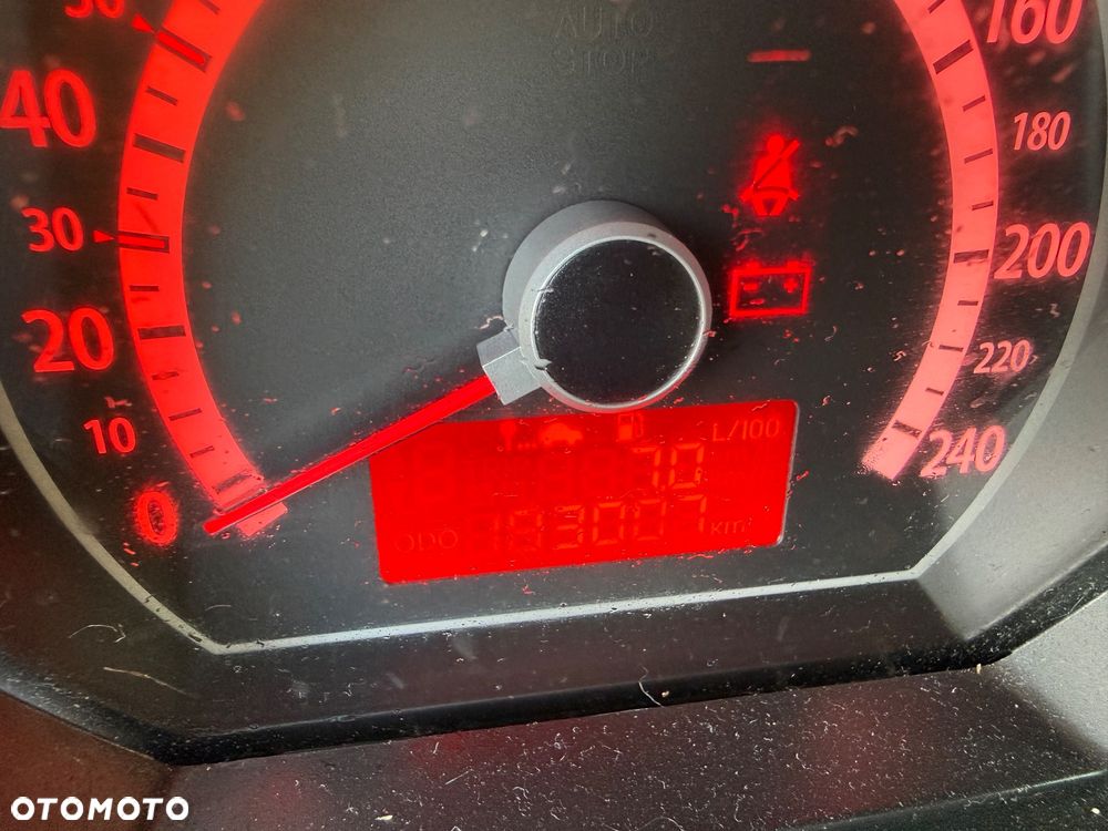 Kia Ceed 1.4 L - 19
