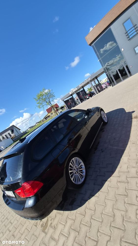BMW Seria 3 318i - 6
