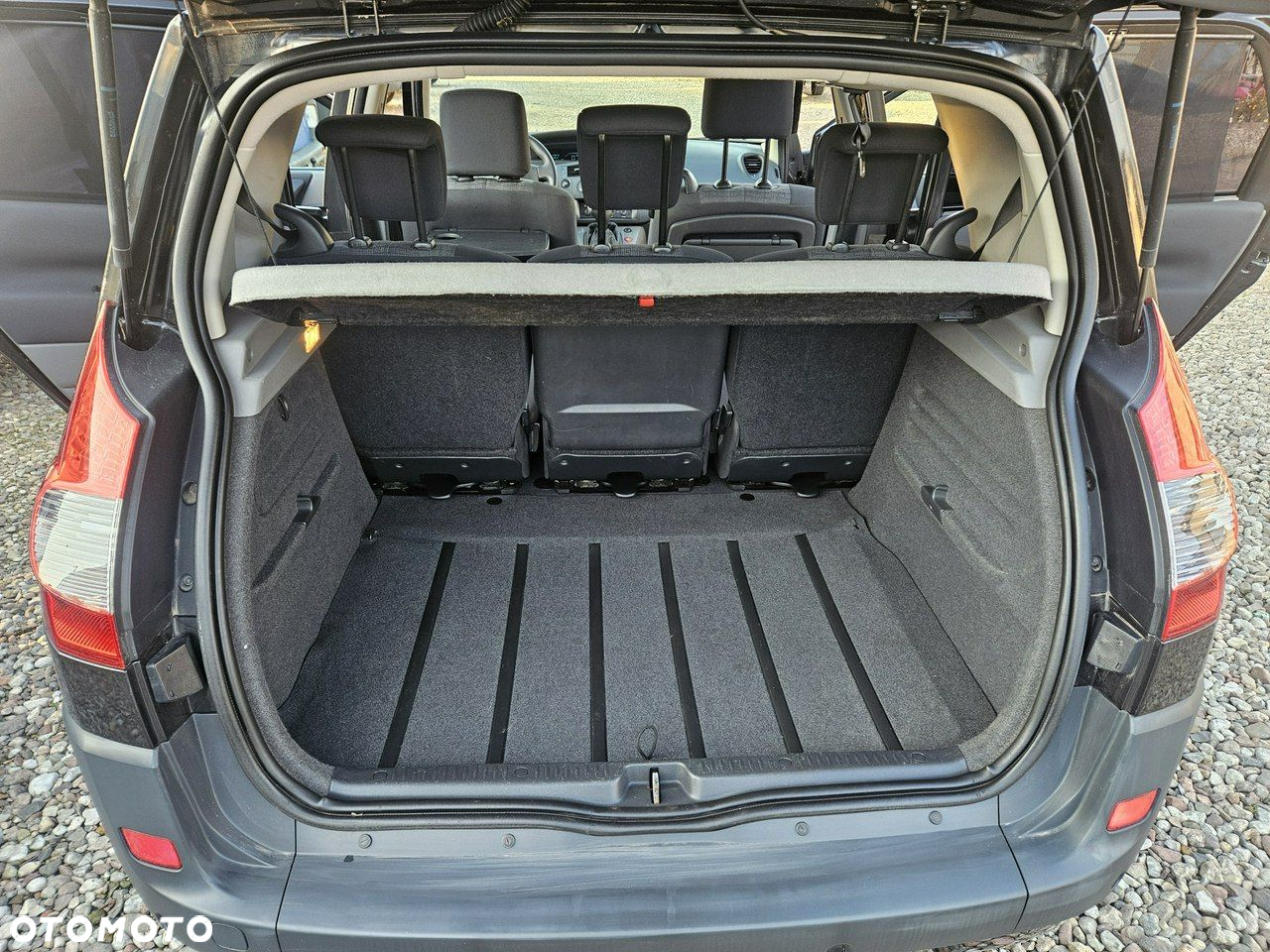 Renault Scenic - 17