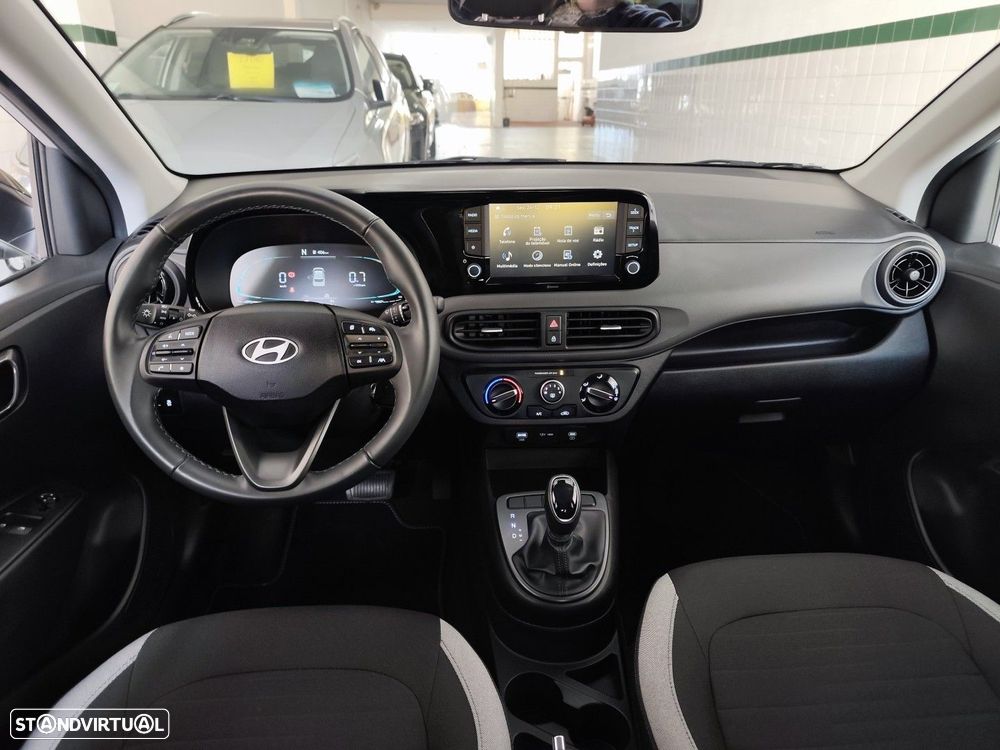 Hyundai i10 1.0 Comfort AMT - 14