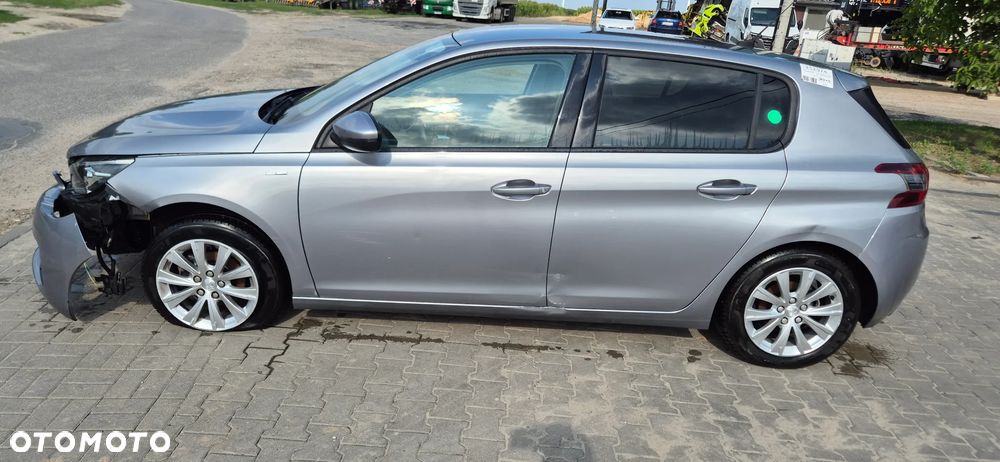 Peugeot 308 1.2 PureTech GPF Access S&S - 4