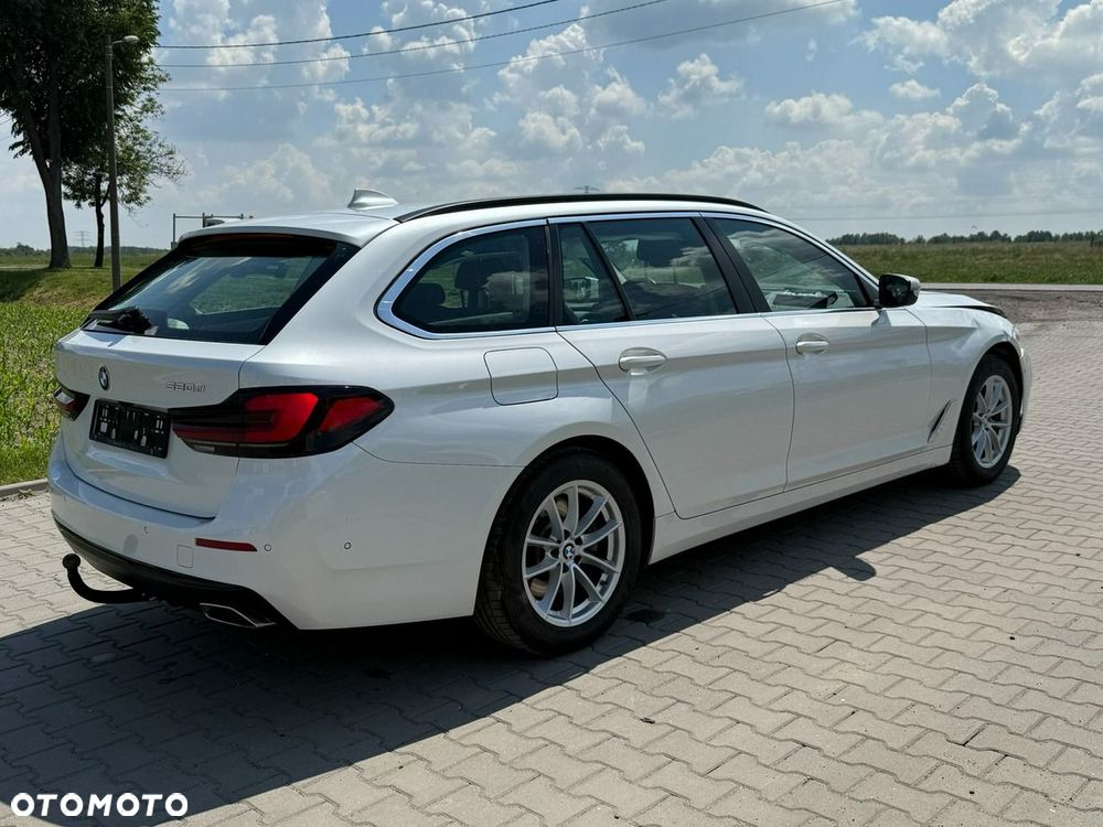 BMW Seria 5 520d Luxury Line sport - 4