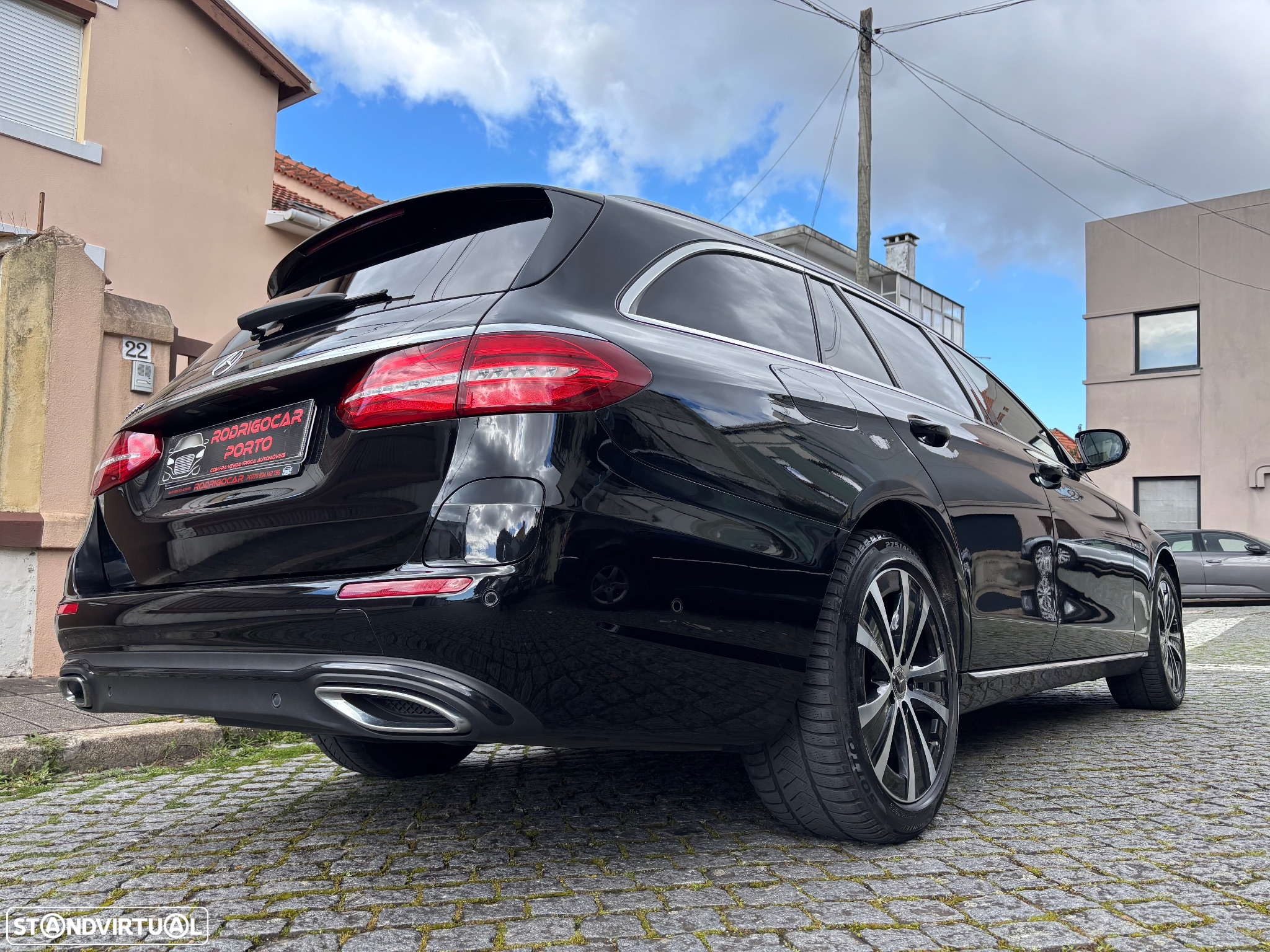 Mercedes-Benz E 300 de Avantgarde 4Matic - 32