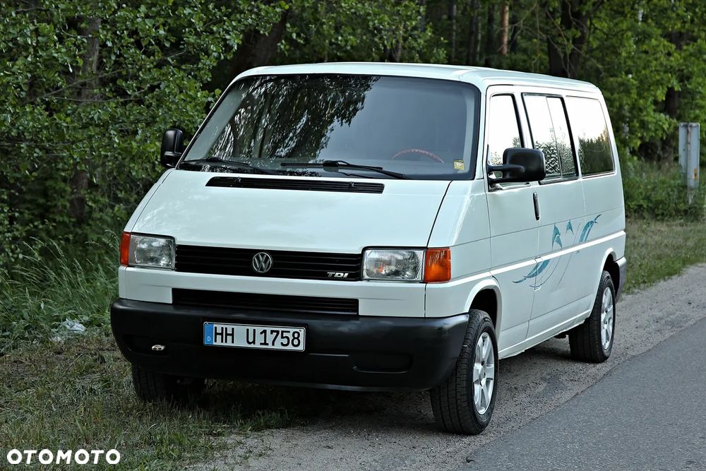 Volkswagen Multivan - 2