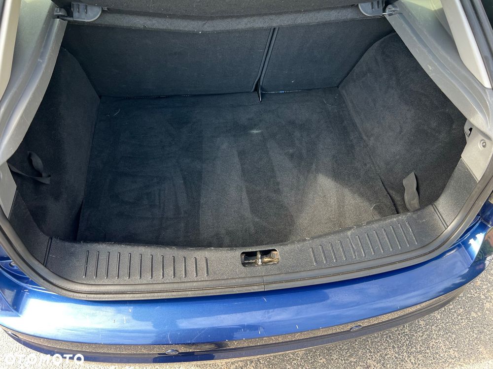 Ford Focus 1.6 16V Style+ - 19