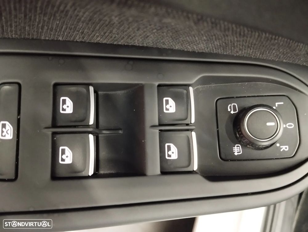 VW Golf 1.0 TSI Sportline - 16