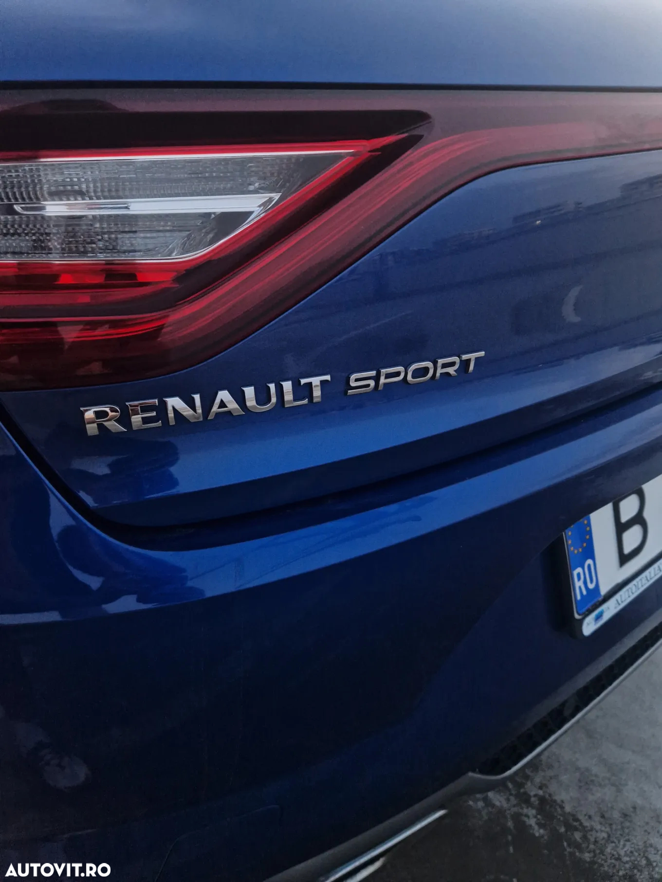 Renault Megane ENERGY TCe EDC GT - 33