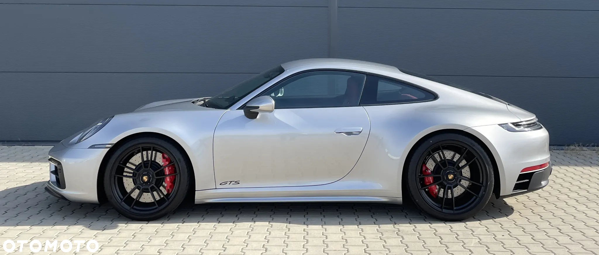 Porsche 911 Carrera 4 GTS - 5