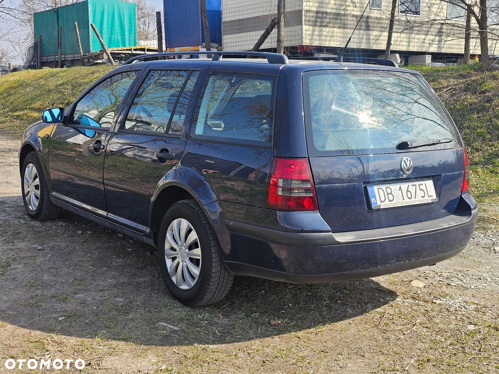 Volkswagen Golf 2.0 Basis - 4