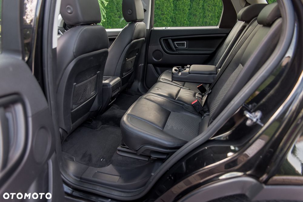 Land Rover Discovery Sport TD4 HSE Luxury - 27