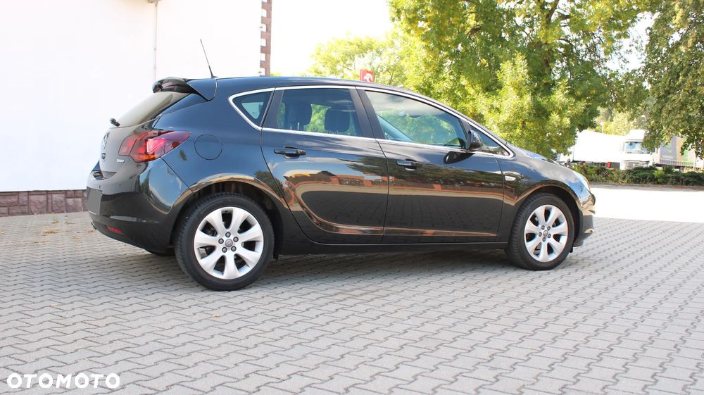 Opel Astra 1.4 Turbo Cosmo - 12