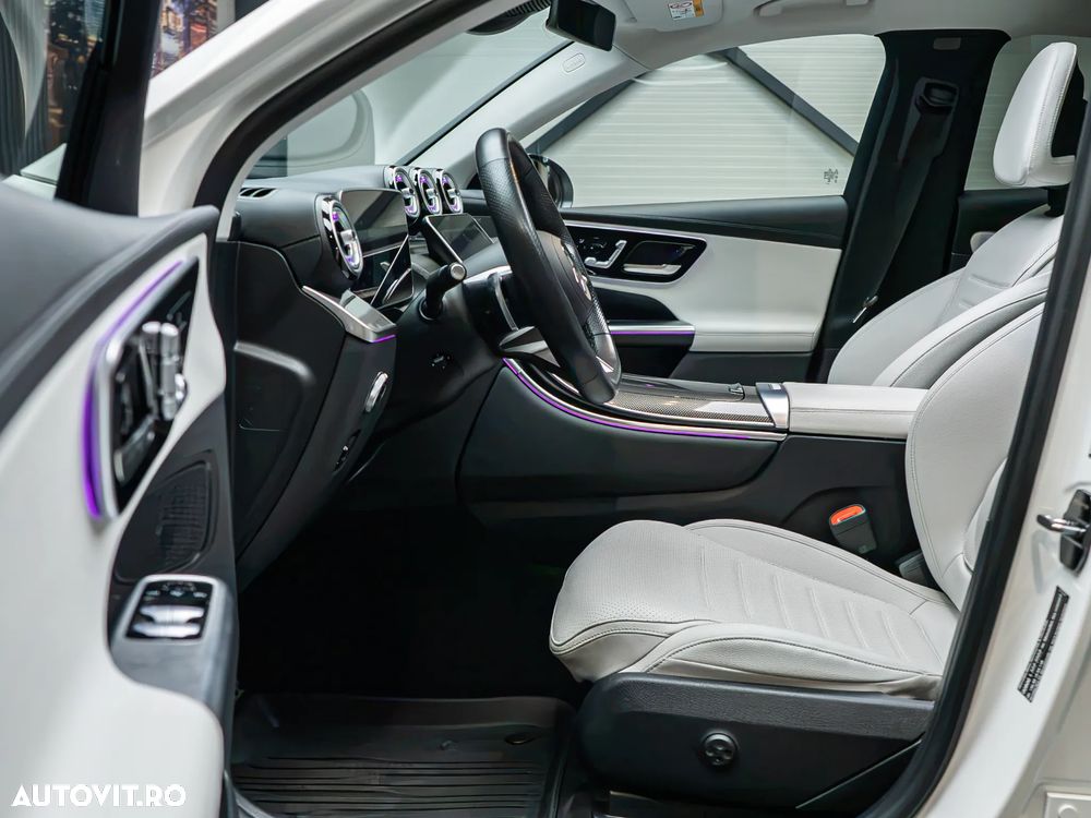 Mercedes-Benz GLC Coupe 300 e 4Matic 9G-TRONIC Edition AMG Line - 11
