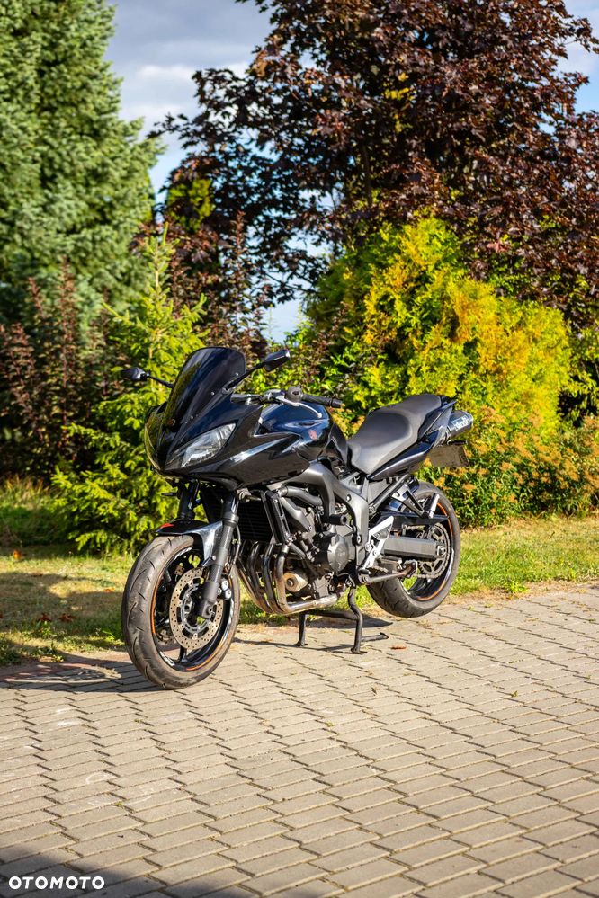 Yamaha FZ6 - 2