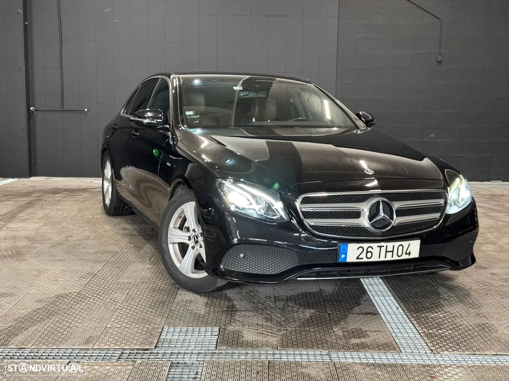 Mercedes-Benz E 220 d Avantgarde - 4