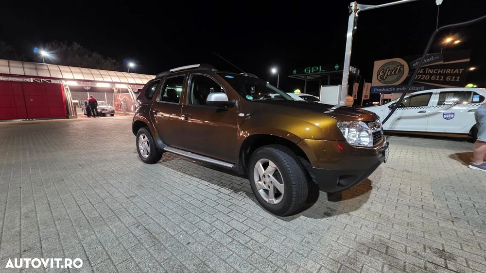Dacia Duster 1.6 4x2 Laureate - 3