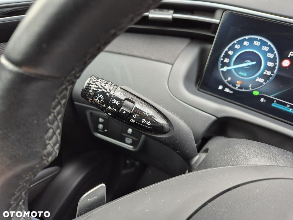 Hyundai Tucson 1.6 T-GDi HEV Smart 2WD - 27