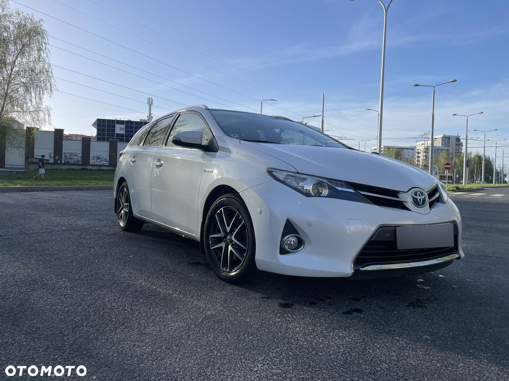 Toyota Auris - 2