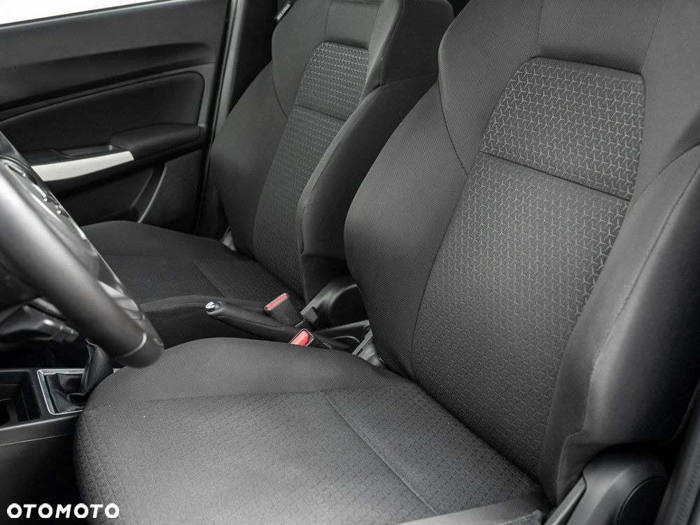 Suzuki Swift - 12