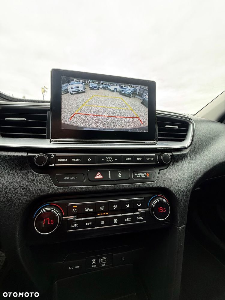 Kia Ceed - 18