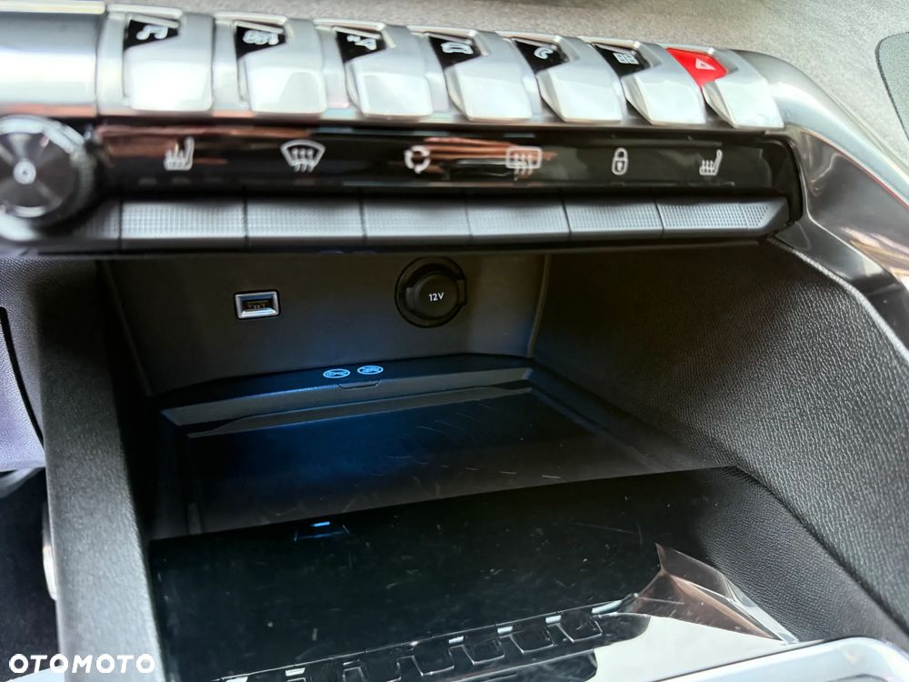 Peugeot 5008 1.5 BlueHDi GT S&S - 31