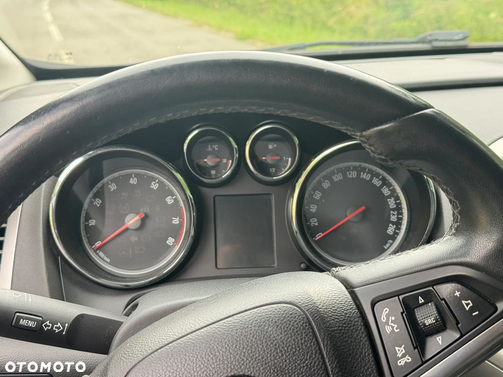 Opel Astra 1.4 T Cosmo - 16