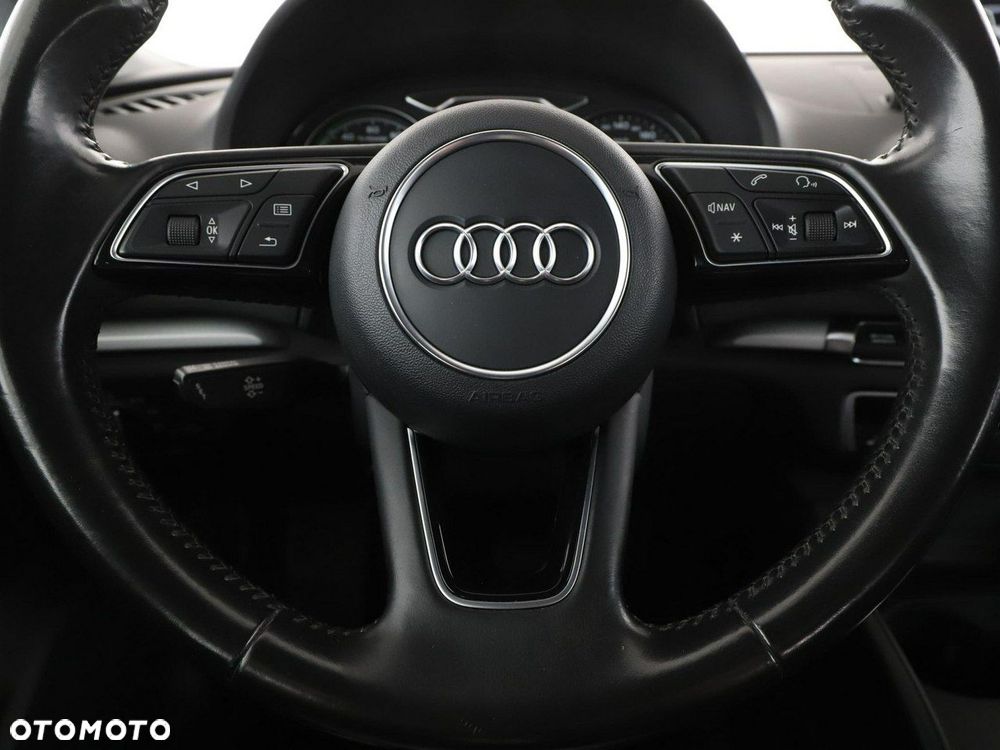 Audi A3 Sportback 40 e-tron S tronic - 22