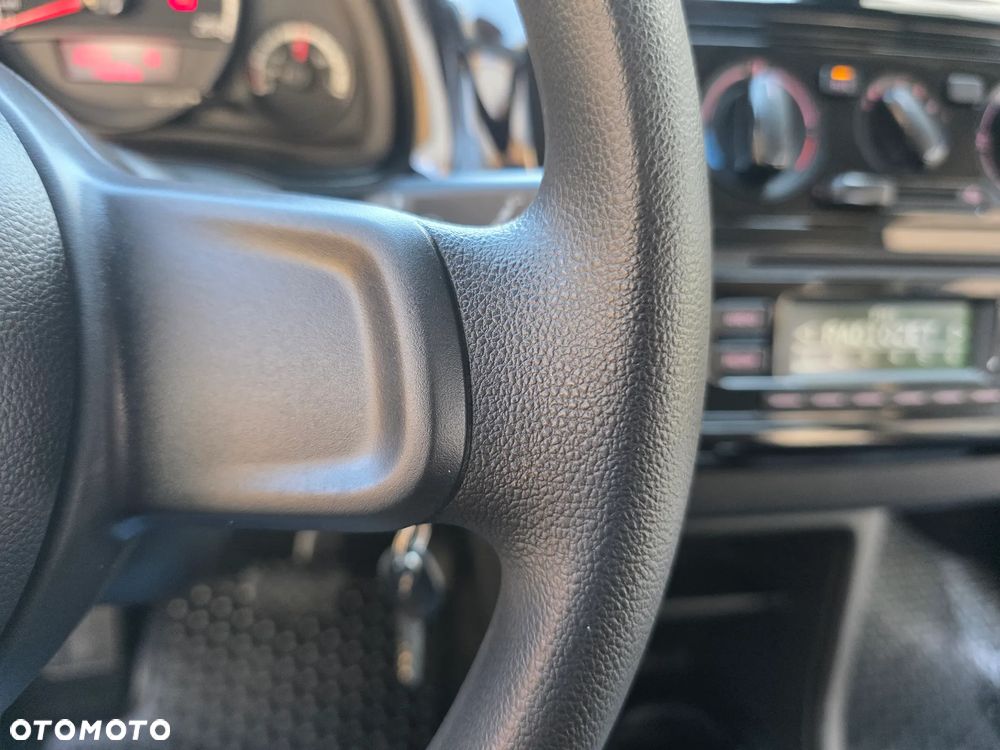 Volkswagen up! 1.0 move CityLine - 31