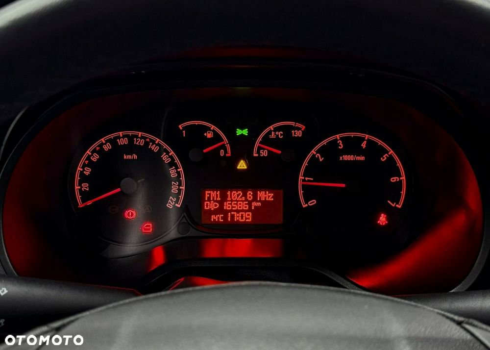 Opel Combo Tour L1H1 - 31