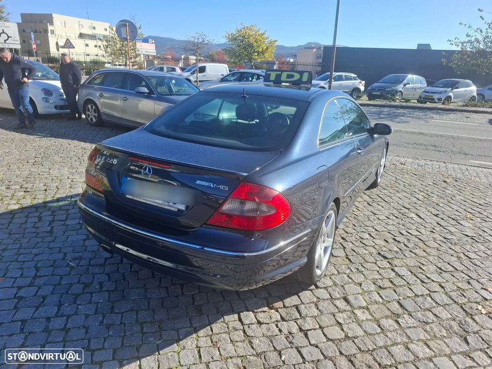 Mercedes-Benz CLK 220 CDI Avantgarde - 8
