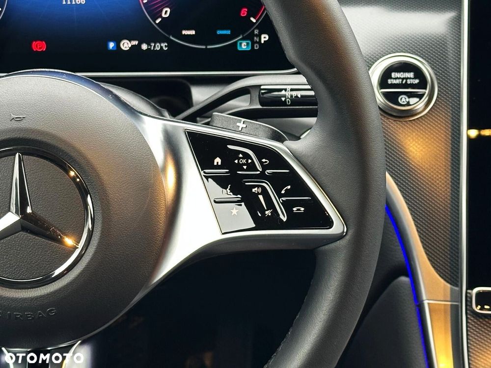 Mercedes-Benz GLC - 11