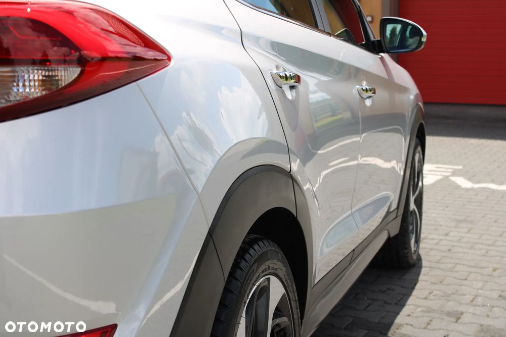 Hyundai Tucson blue 1.7 CRDi 2WD DCT Premium - 16