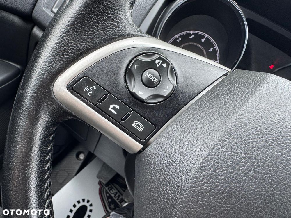 Mitsubishi ASX - 30