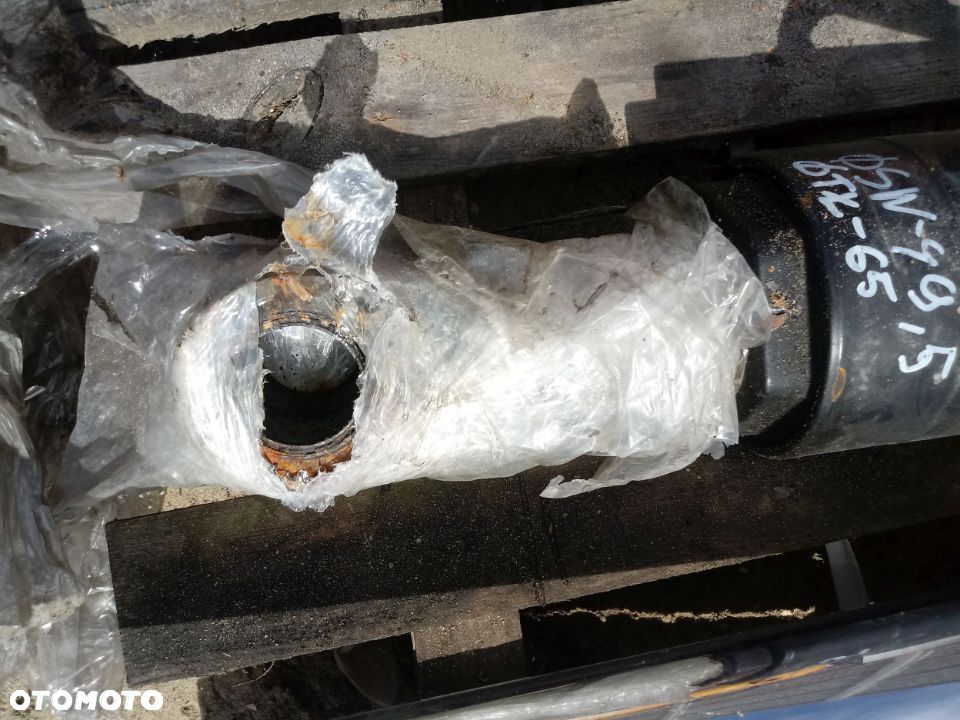 Siłownik JCB 143 50 65 - 3