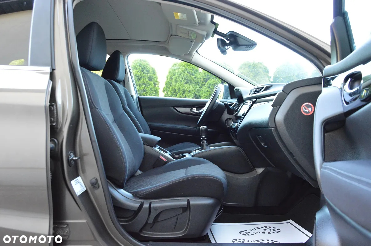 Nissan Qashqai 1.6 DCi N-Connecta EU6 - 34