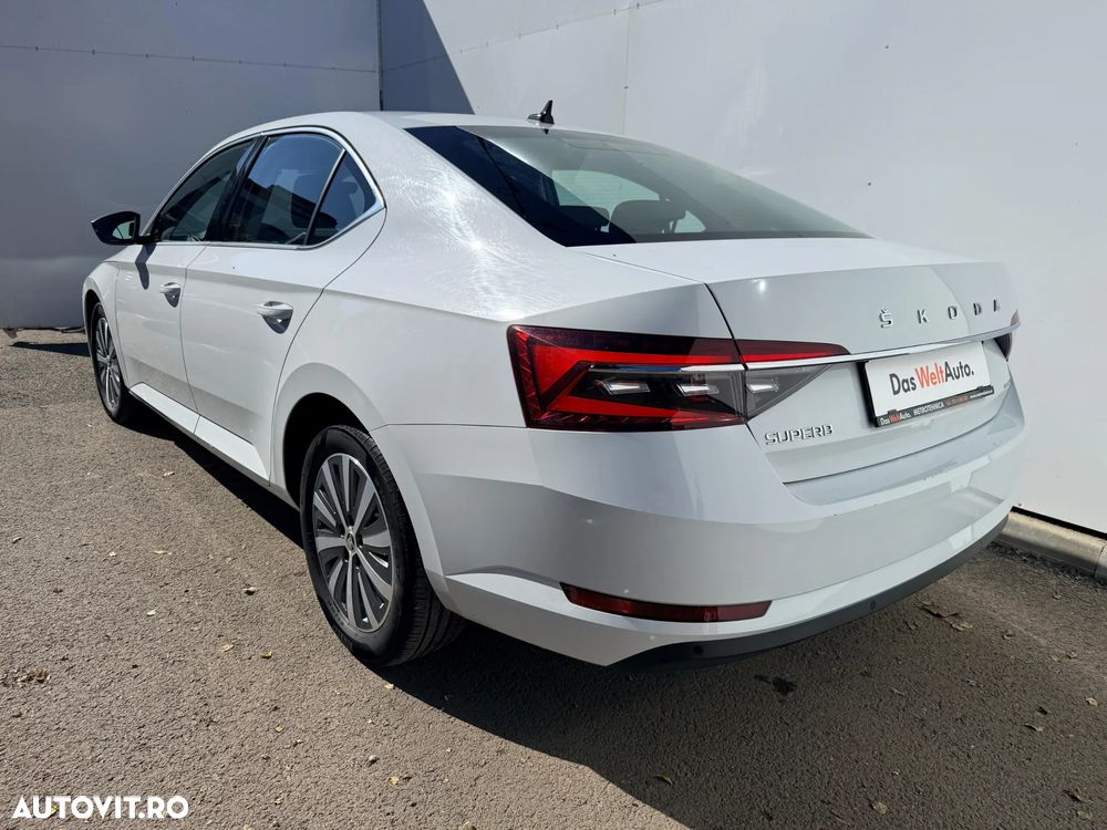 Skoda Superb 2.0 TDI DSG Style - 3
