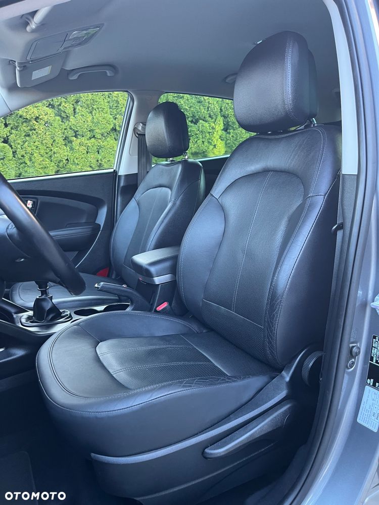 Hyundai ix35 2.0 CRDi 4WD Premium - 11