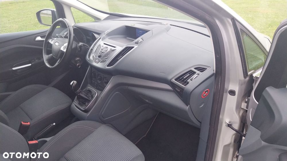 Ford C-MAX - 13