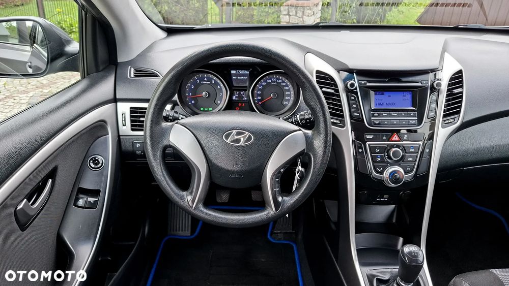Hyundai i30 1.4 Trend - 33