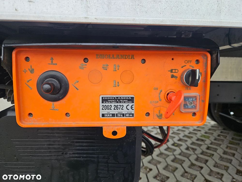 Iveco Daily 35-140, Hi-Matic Kontener plus winda 750 kg. - 19