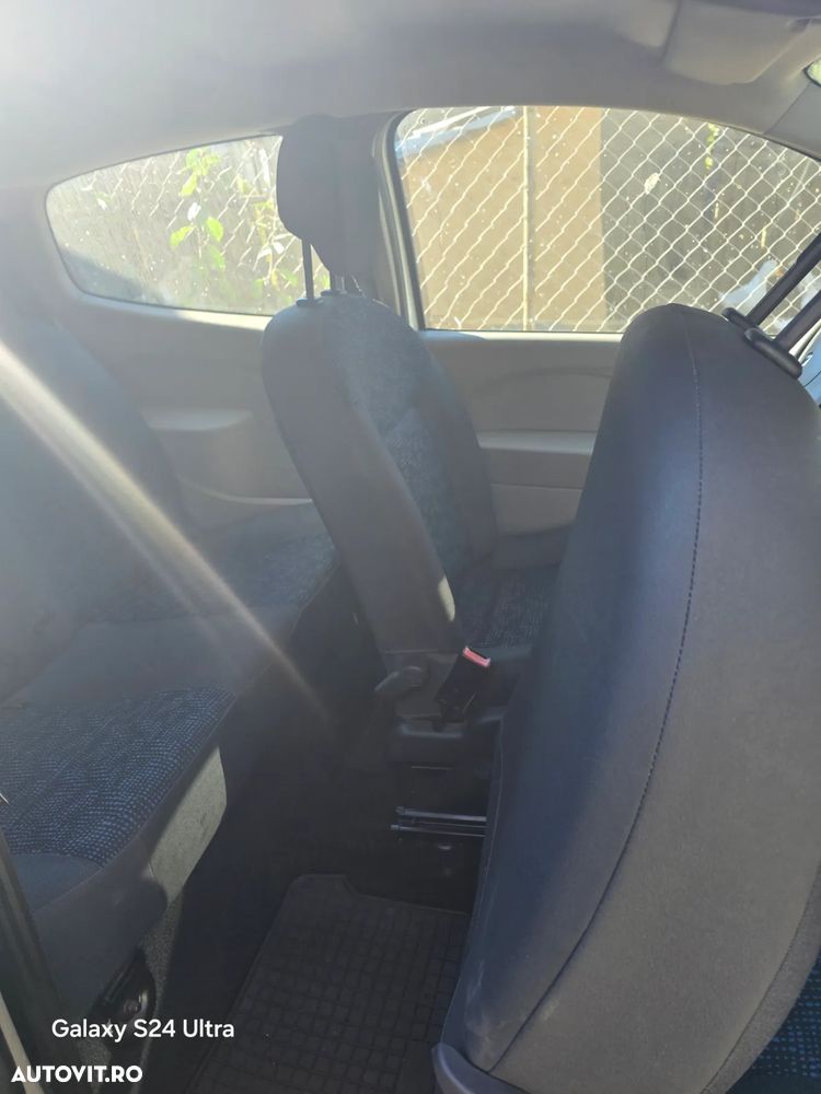 Renault Twingo 1.2 60 Authentique - 6