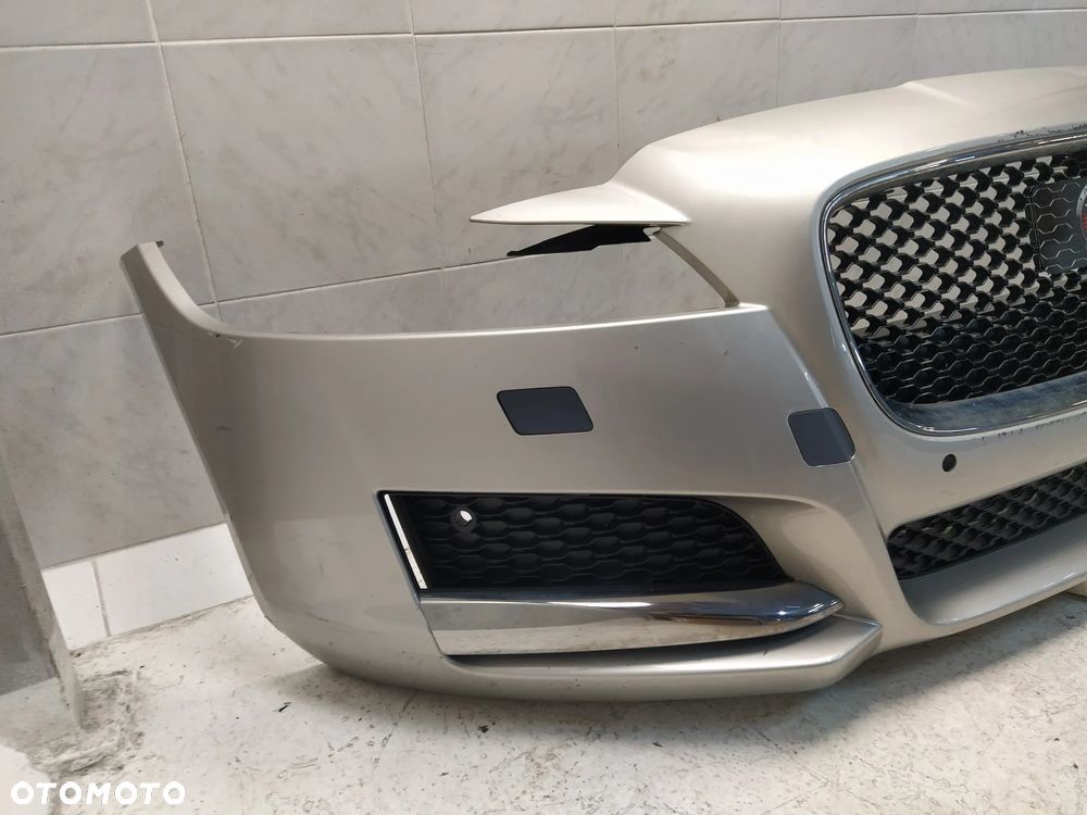 JAGUAR XF X260 ZDERZAK PRZÓD PRZEDNI KOMPLETNY 4XPDC SPRYSKIWACZE GRILL ATRAPA CHŁODNICY ZNACZEK POD RADAR WIĄZKA ORYGINAŁ - 4